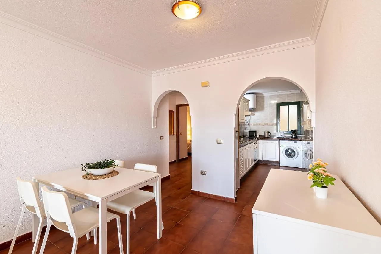 Relaxing Beach Apartment, Playa De Los Cristianos Los Cristianos  Spanje
